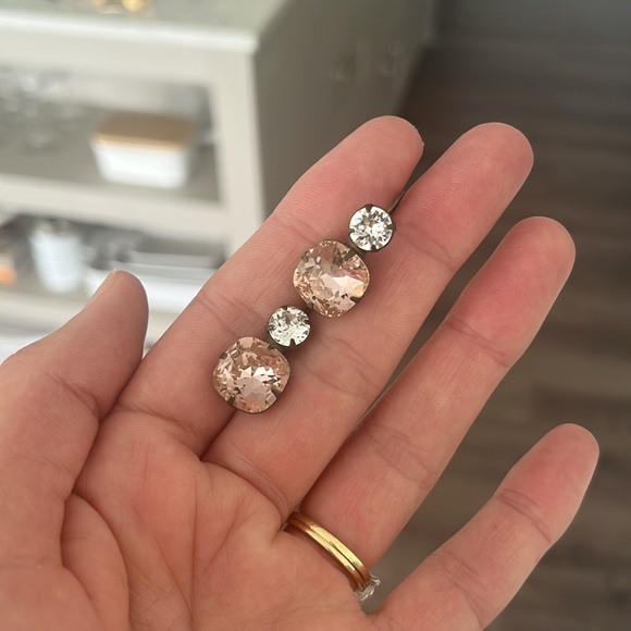 Beautiful Sorrelli earrings - Picture 3 of 4